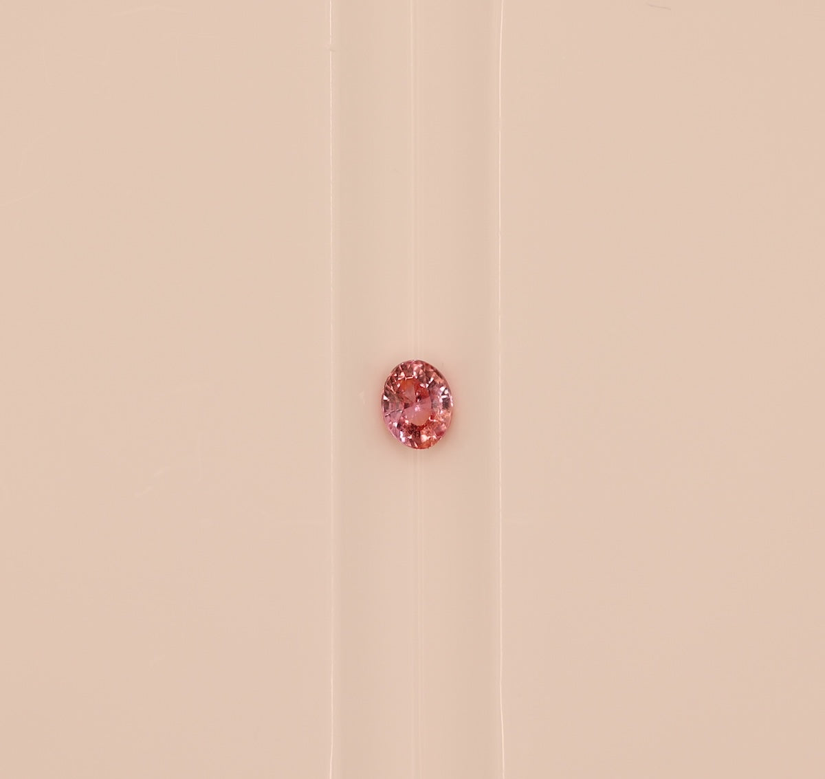 1.02 Ct Orangish Pink Padparadscha