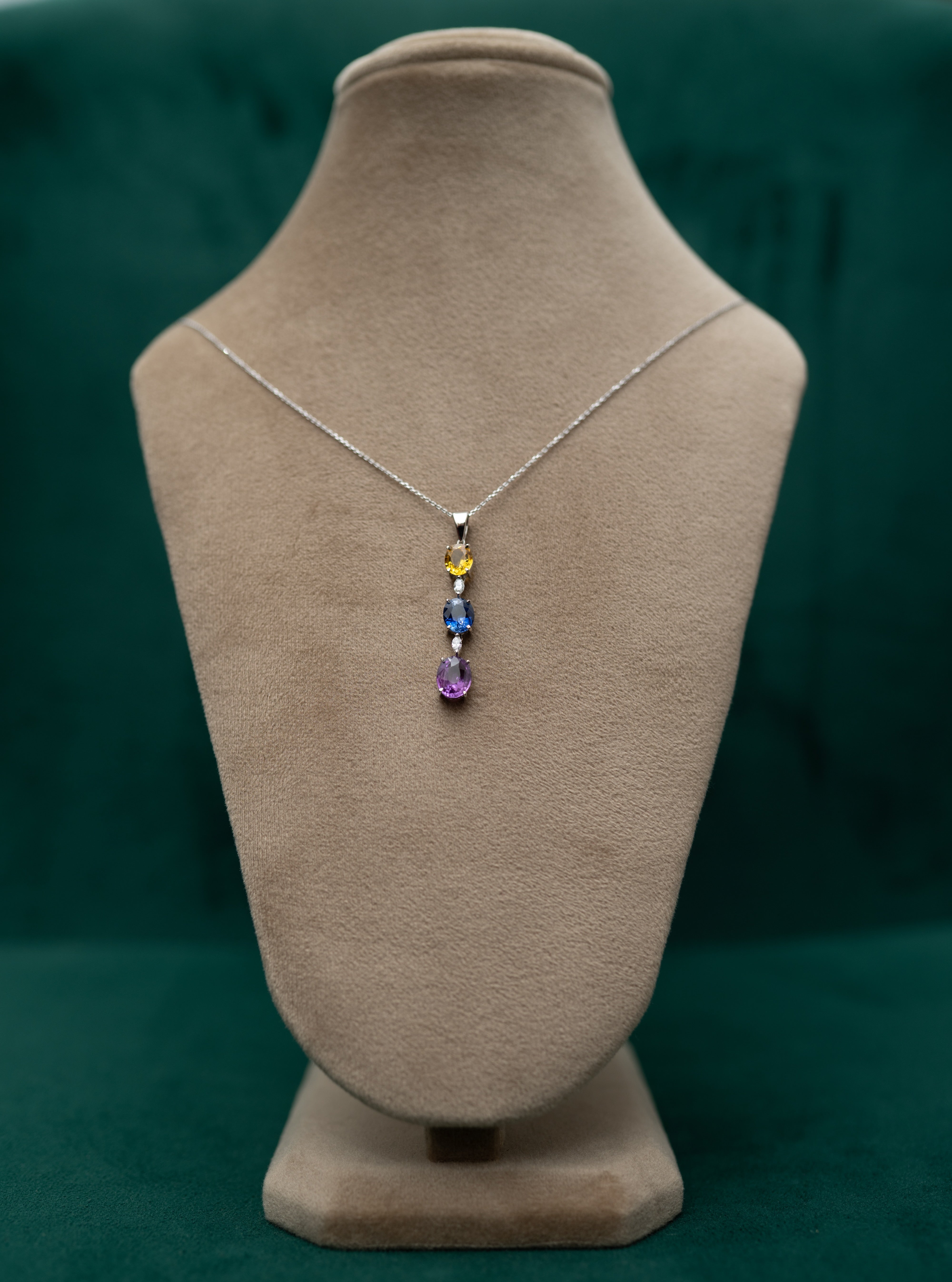Tricolour Ceylon Sapphire Pendant